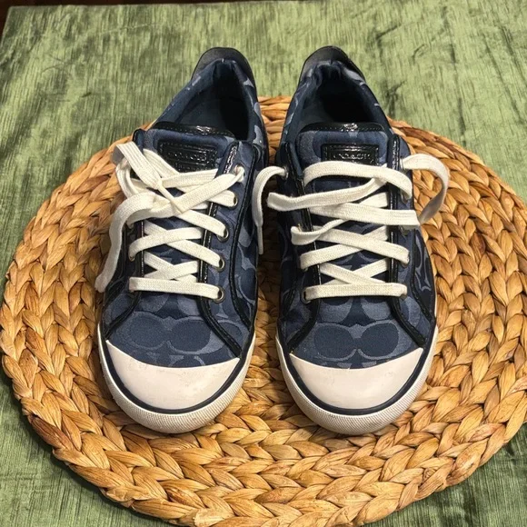 Coach Dark Blue Sneakers with White Accents Size 8.5 - Picture 1 of 8